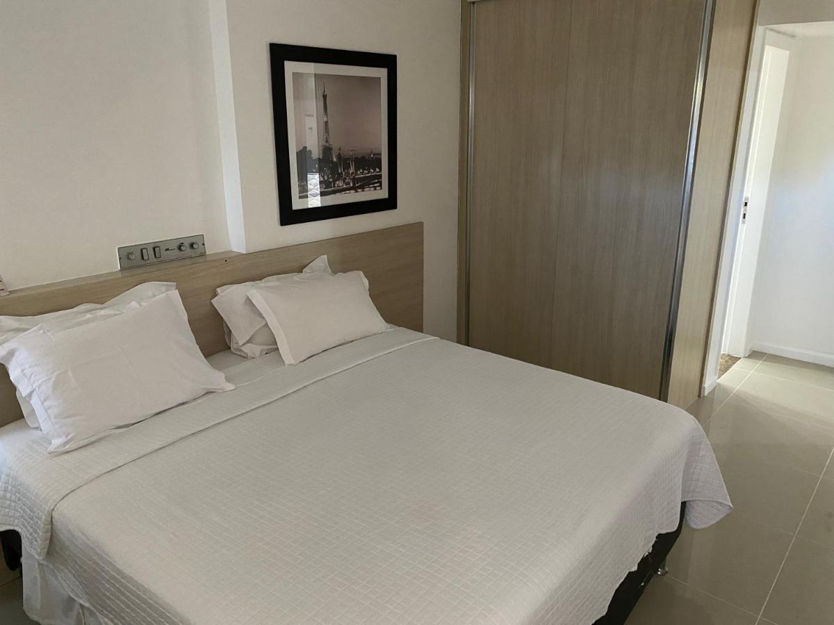 Apart Hotel Em Ondina Сальвадор Экстерьер фото